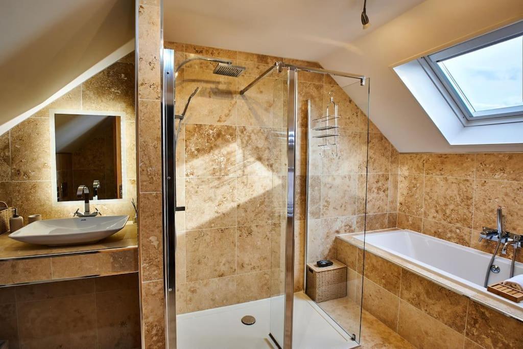 The Chase, Luxury Hot Tub Retreat, Pets Welcomed Dipton Exteriér fotografie